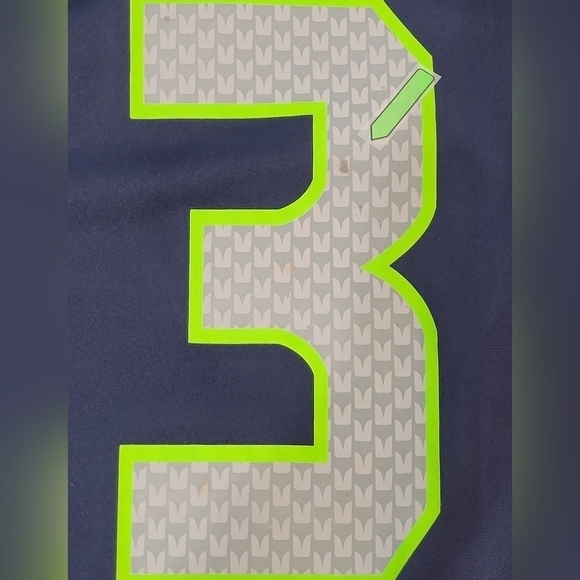 Seattle Seahawks Russell Wilson #3 Jersey - Size M - Picture 12 of 14